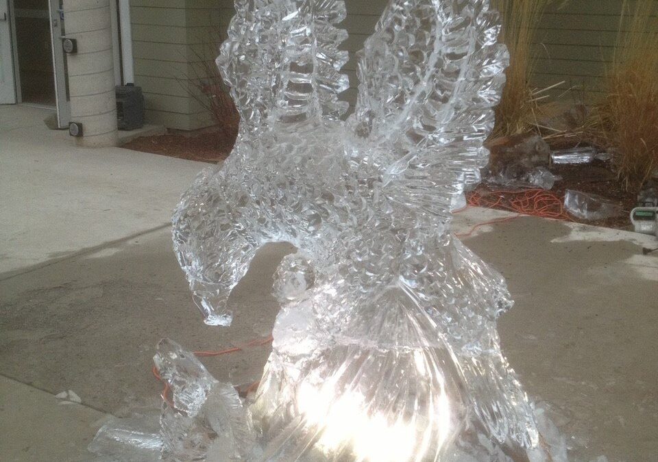 Ice to Art – Ice Sculptor Shows Talent at Chester, CA Chilly Chili Cook-Off February 18