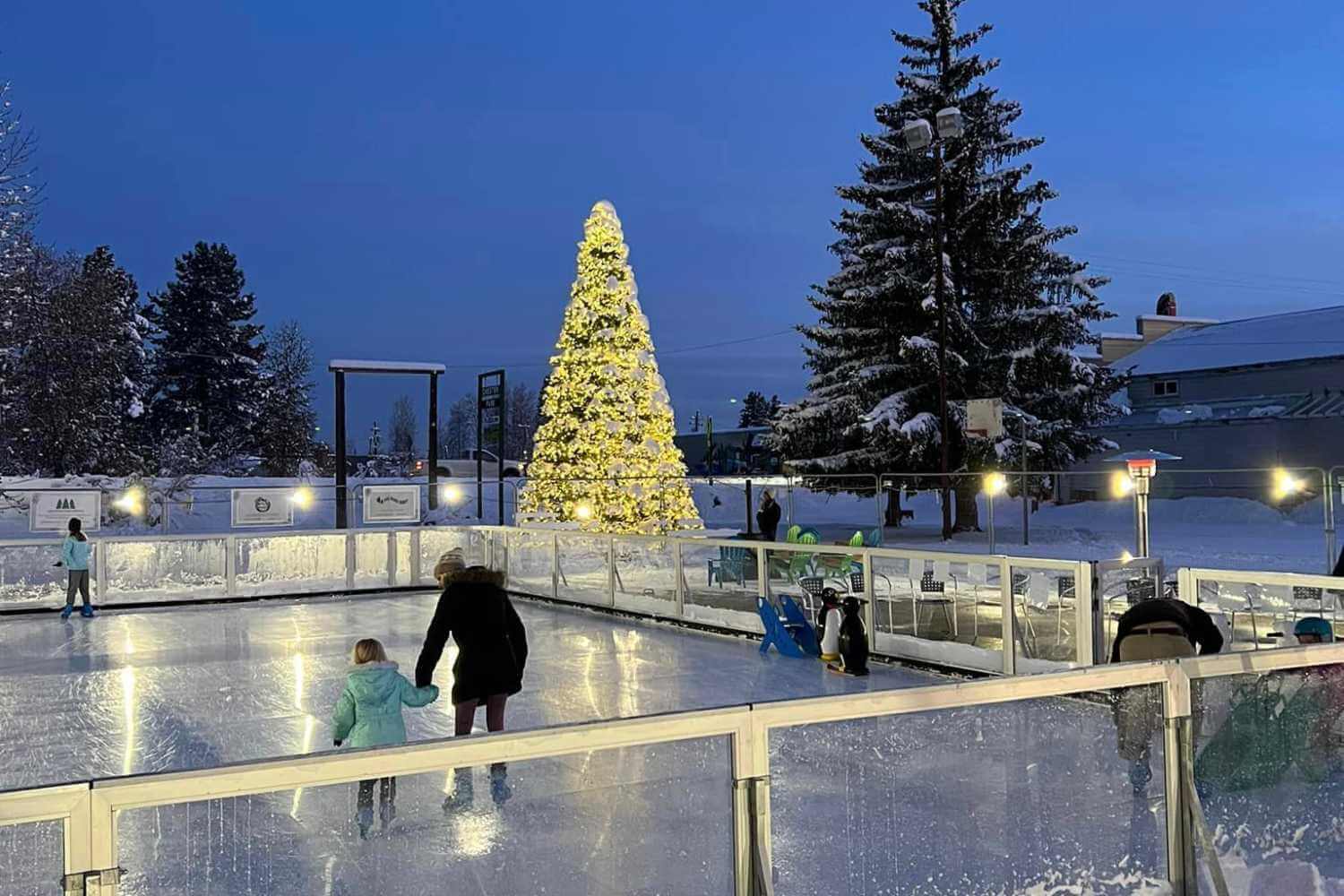 Opening night 2022 at Ice Rink at Chester Park